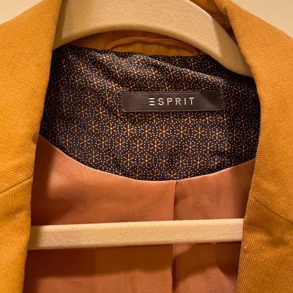Esprit fine gauge yellow corduroy women’s blazer - Picture 2 of 7